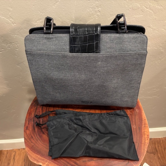 Dana B and Karen Grey Cloth Hand  Bag with Black Faux Leather Accents. - Picture 3 of 5